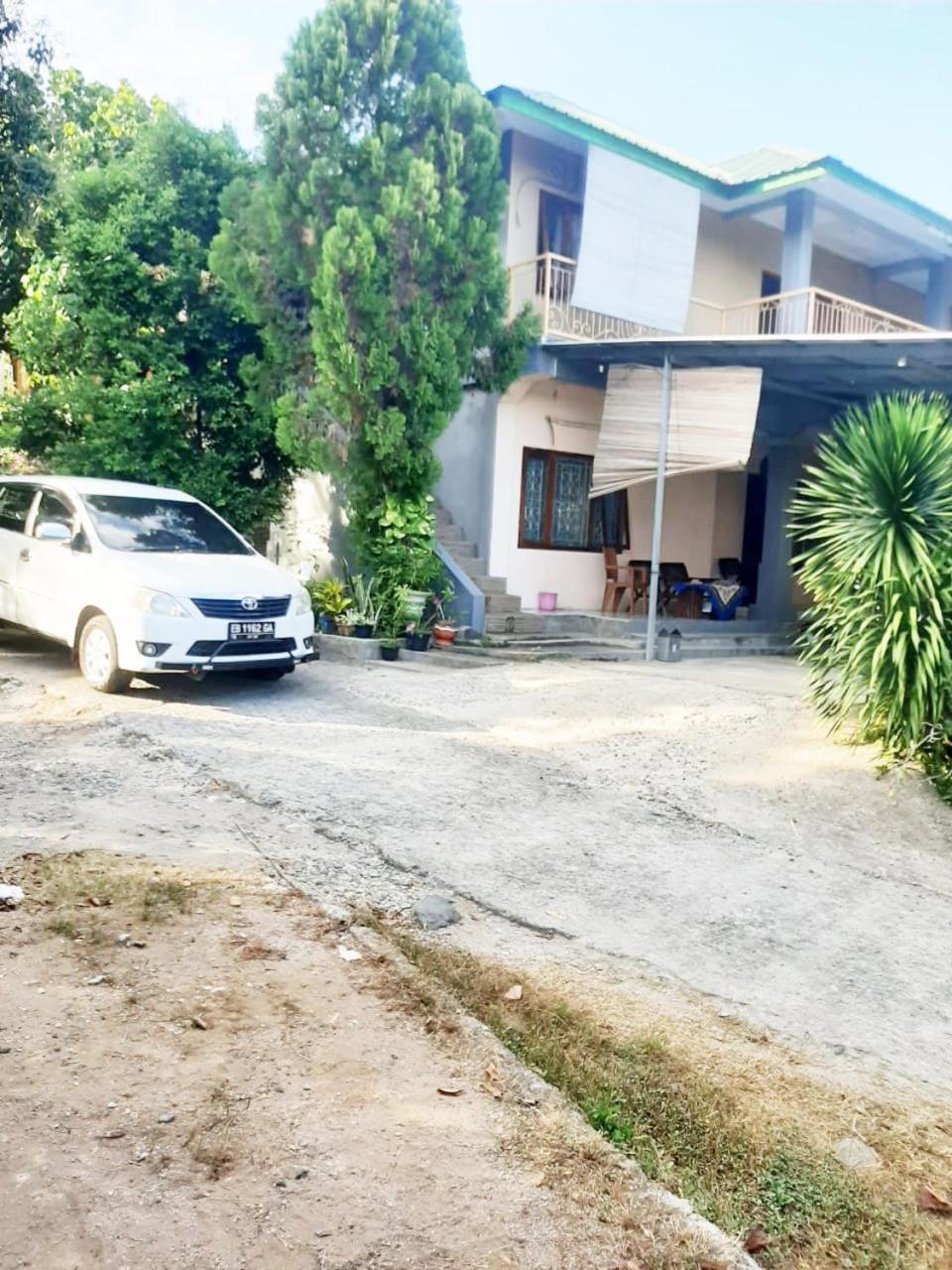 Villa Tasya ラブハン・バジョ エクステリア 写真